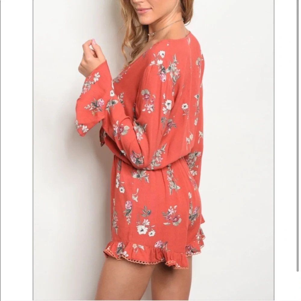 Floral Boho Romper - Picture 2 of 2